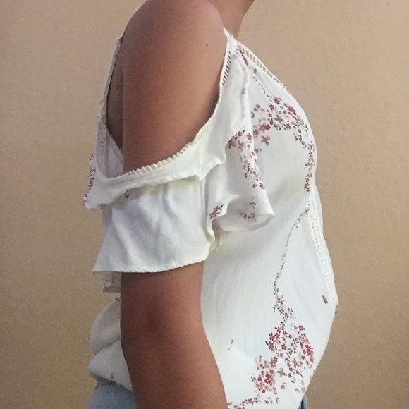 Current Air- cold shoulder white floral blouse - Picture 2 of 5